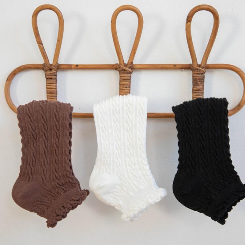 Product Introduction of Tất nữ cotton tone màu cà phê - Vớ nữ siêu ấm chân đan họa tiết kiểu xoắn độc lạ VALICA T685 Women Sọc Nhung 12
