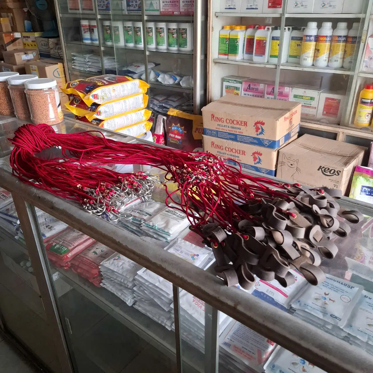 Dây cột gà 3 bao (bao sài , bao chất lượng , bao gà giật) dây dài 1 mét 8 , móc khớp inox , 100% da bò