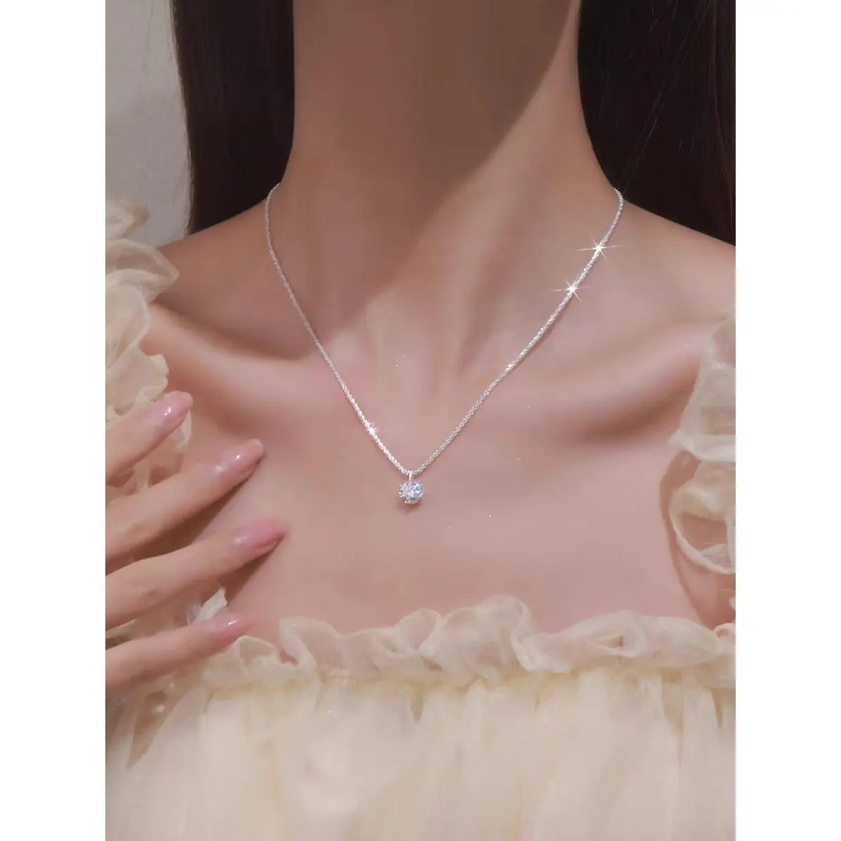 Vòng Cổ Lấp Lánh, Chất Liệu S925, Dành Cho Nữ, Thiết Kế Độc Đáo Kim Cương Xanh, Phong Cách Mori, Nhẹ Nhàng Và Thanh Lịch, Dễ Phối Đồ, Phong Cách Ngầu Xương Đòn Đầy Sao