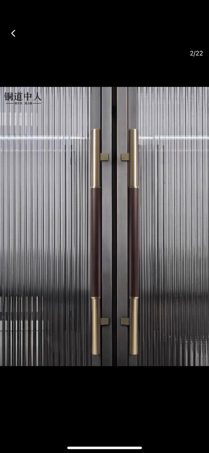 Product Introduction of Tay nắm cửa tròn màu đen đầu màu vàng, bằng inox đế lệch tâm Windragon  lắp cửa kính cường lực ,cửa nhôm hệ thủy lực và gỗ mẫu hót 2024 10
