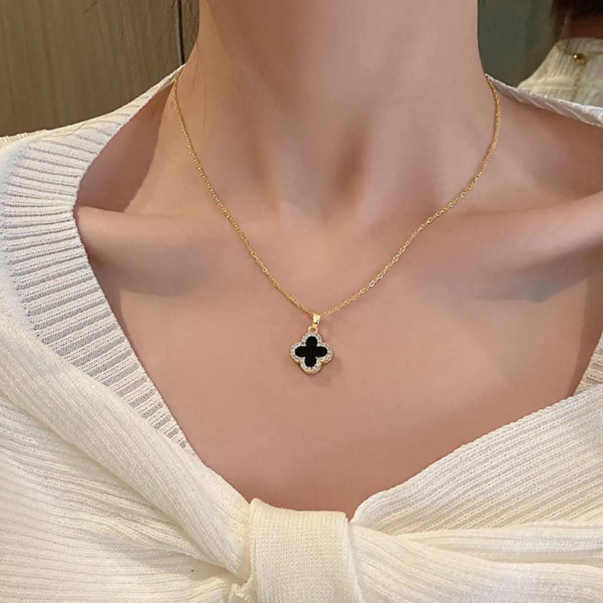 Vòng Cổ Hình Cỏ Ba Lá, Dành Cho Nữ, 2 Mặt, Đen Trắng, Trang Sức Thời Trang Hàn Quốc Jewelry