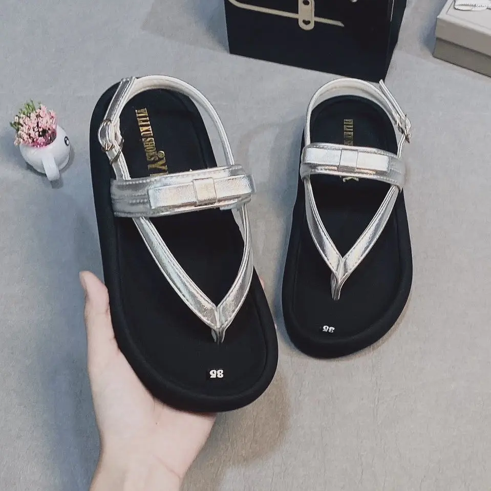 Quai hậu nữ kẹp ngón cao 3cm nhẹ chân da mềm êm chân thoải mái khi mang