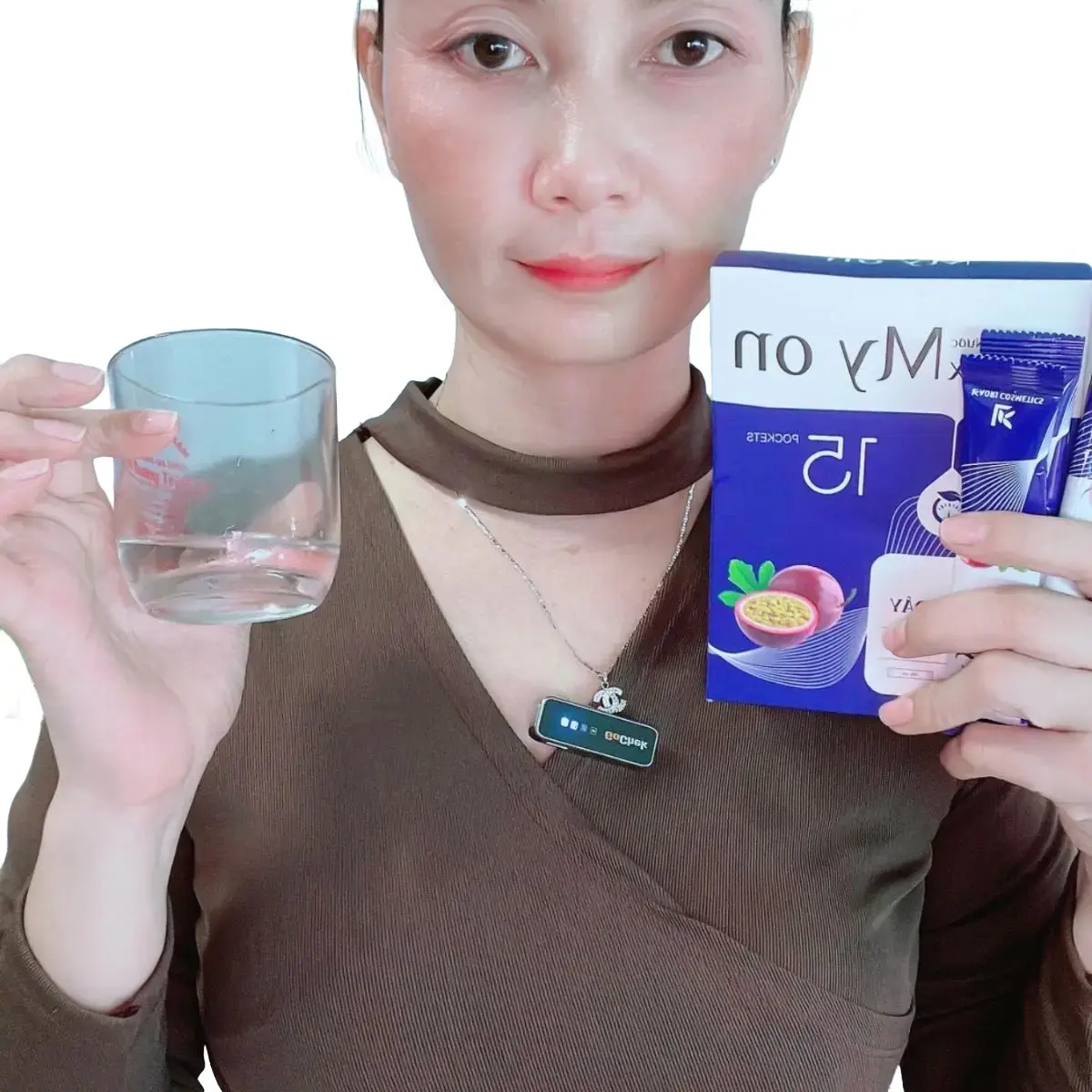một hộp nước ép chanh dây MY ON Chua Chua