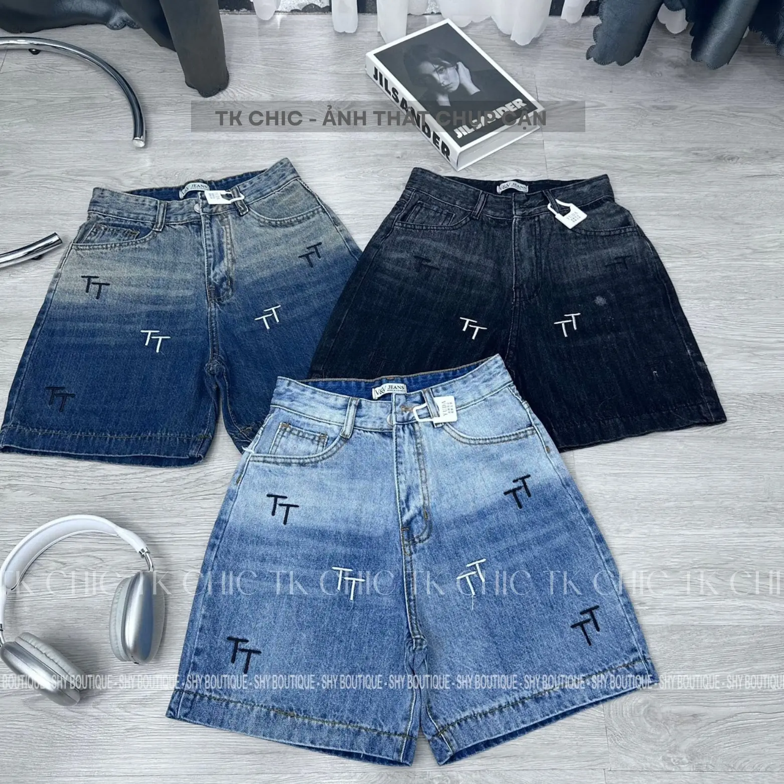 Quần Jean Ngố Nữ Trơn Wash Thêu Chữ  - Quần Ngố Bò May Mạc Chất Cotton Không Giãn
