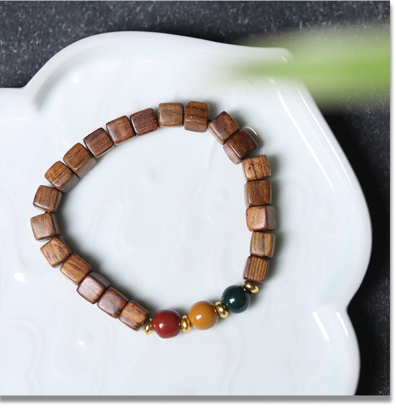 Product Introduction of New Chinese style, black rosewood, sandalwood, sugar cube beads, block beads, bracelet, three-color beads, traffic light pattern, ethnic style, wristband 2
