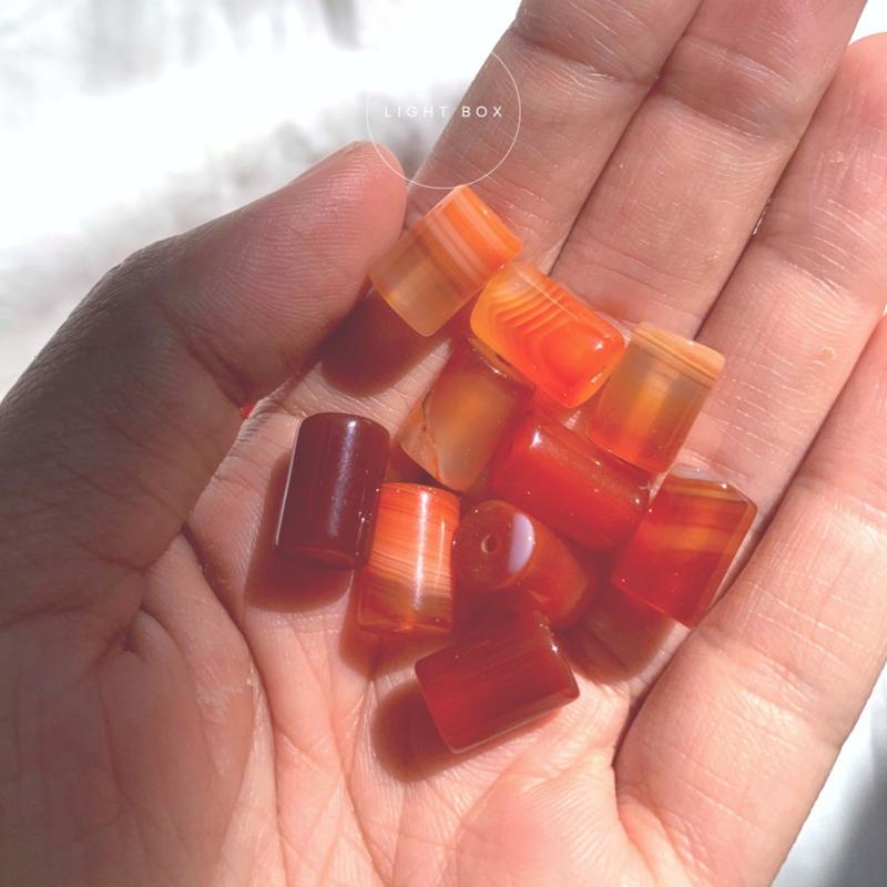 HẠT ĐÁ CARNELIAN làm vòng tay phong thủy, macrame, cao cấp, đá xỏ lổ 3