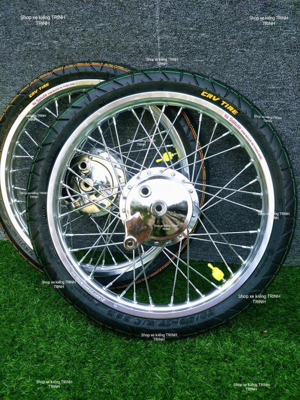 CẶP BÁNH CĂM WAVE .DREAM NIỀN NHÔM SOLUTE . DALE. SH. BAN ZAI THÁI BẠC .CĂM ĐÙM MẠ CROM LOẠI 1 KÈM VỎ CRV THÁI 60.70  KÈM MÁ ĐÙM