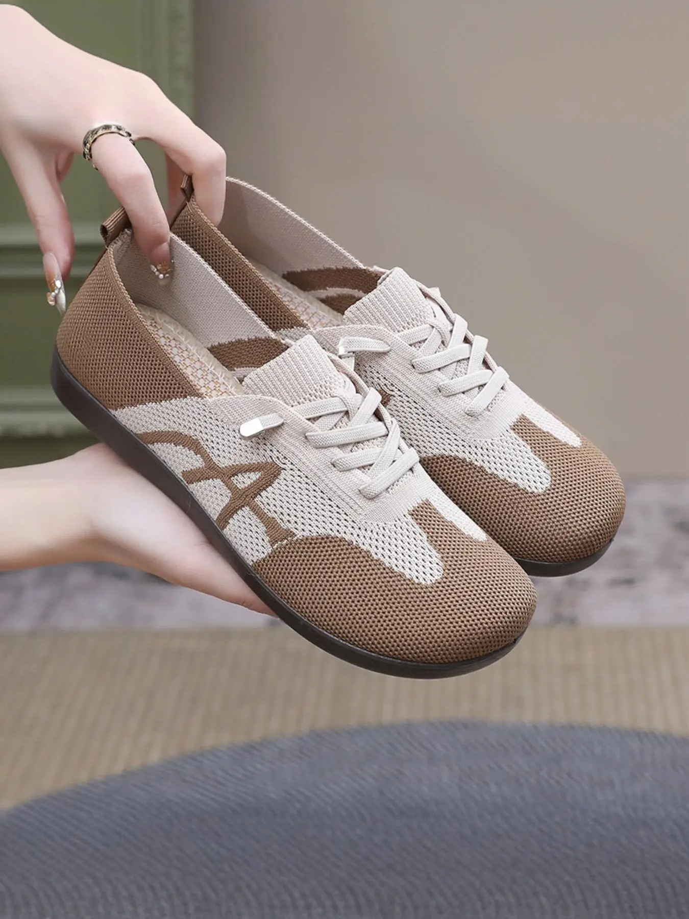 Women's Fashionable Colorblock Lace Up Low Top Sneakers, Casual Comfortable Sports Shoes for Daily Wear, Female All-match Round Toe Shoes for Daily Wear