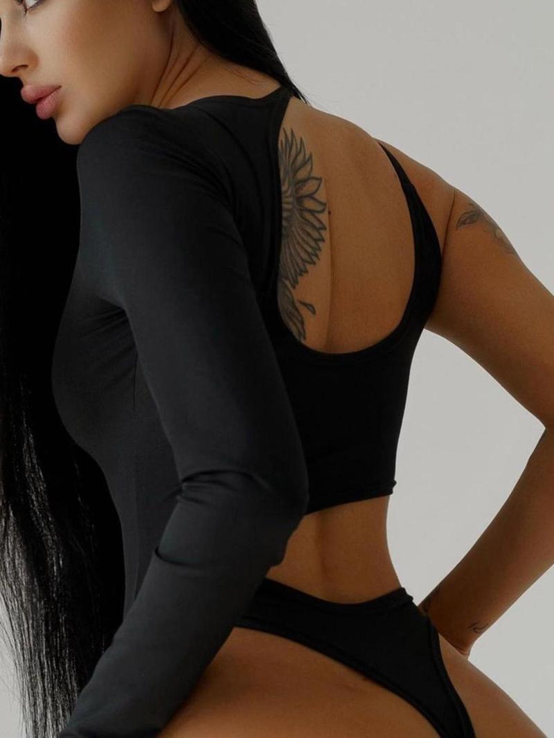 Product Introduction of Women's Solid Color Cut Out Bodysuit, Fashion Casual Sleeveless Bodysuit for Daily Outdoor Wear, Women Clothing for Summer 3
