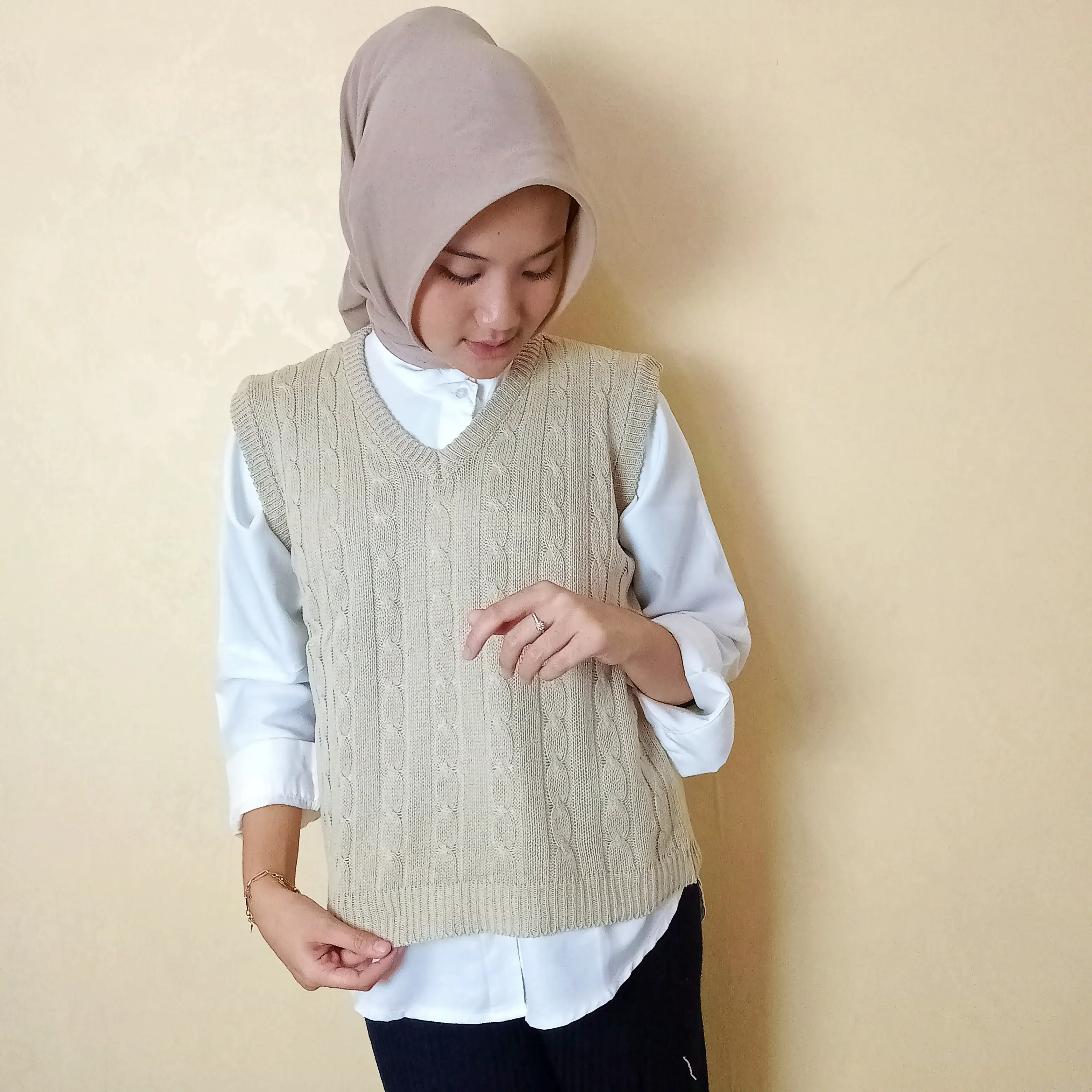 Rompi Rajut Cable | Rompi Rajut wanita bermotif |  Rompi Kasual wanita Panjang Atasan Casual Jeans Santai