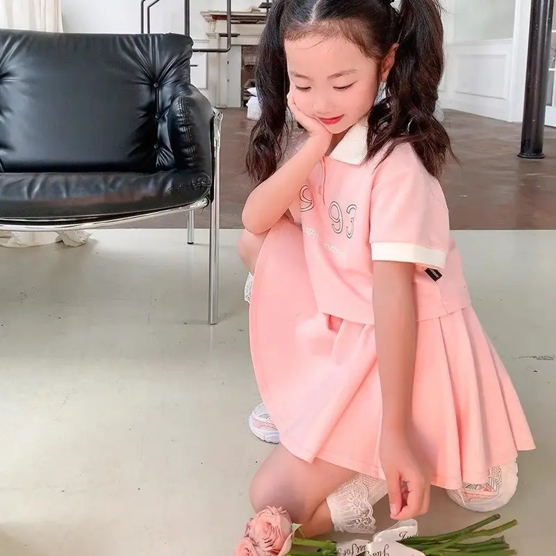 G03. Set áo croptop kèm chân váy xếp ly phong cách hàn quốc xinh cho bé 2