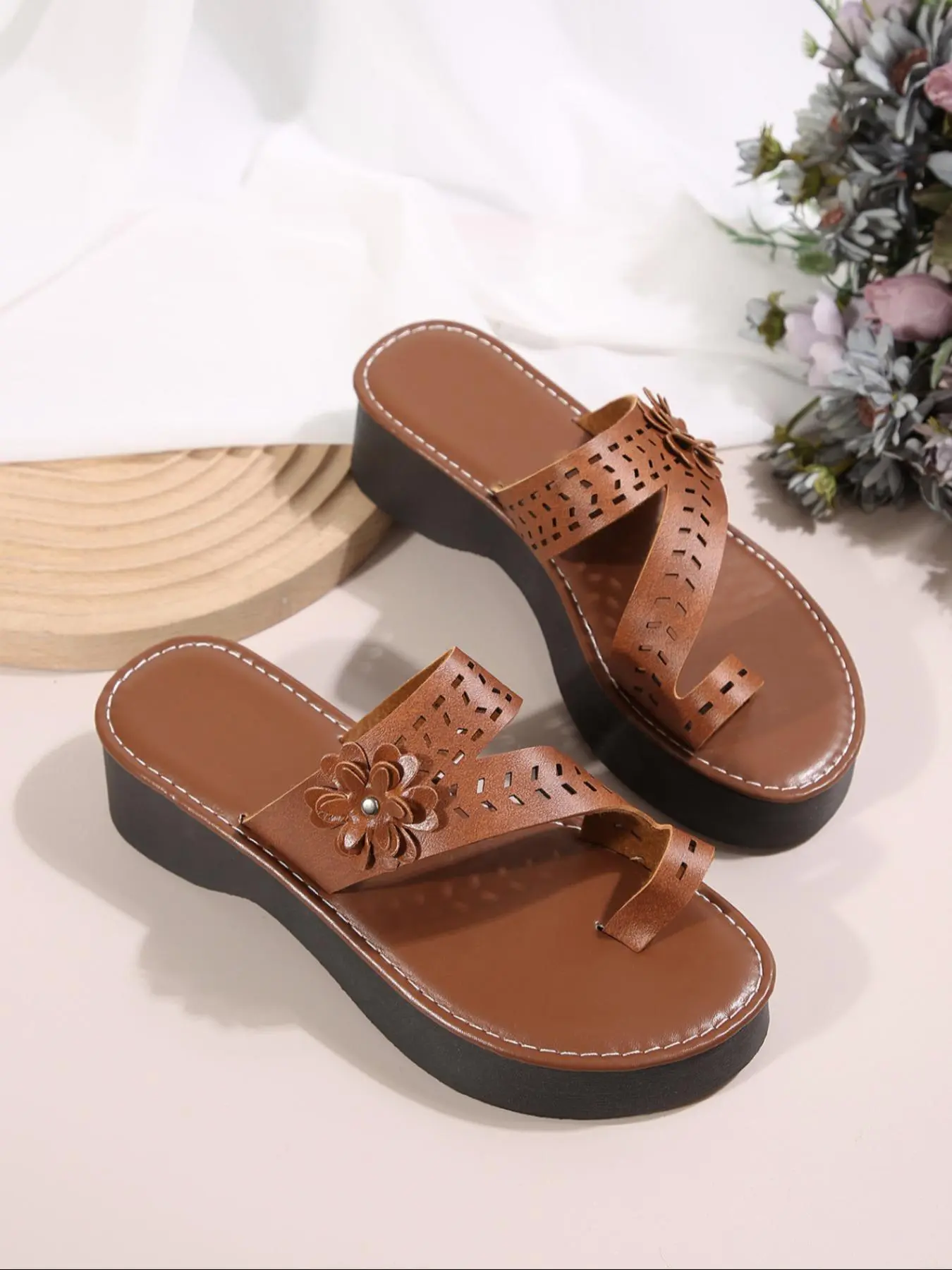 Women's Fashionable Plain Color Slides, Casual Comfortable Flat Sandals for Summer, Lightweight Supportive Slides for Beach Vacation, Walking Shoes