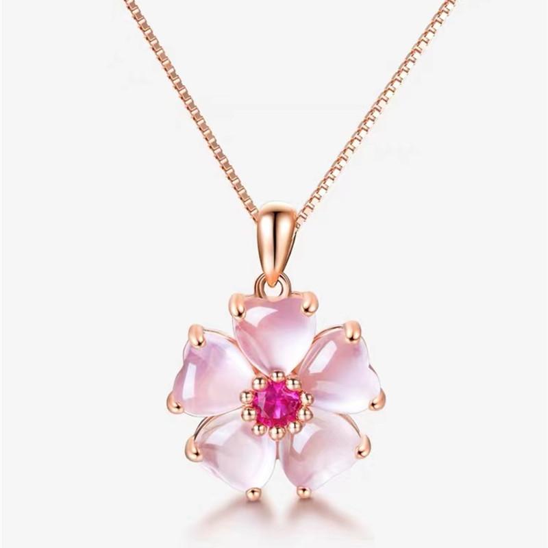 Product Introduction of Natural Crystal Attracting Male Necklace Female Sweet Peach Heart Powder Crystal Pendant Natural Ross Quartz Clavicle Chain Jewelry 4