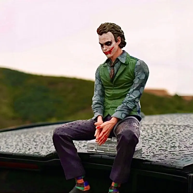 Mô hình nhân vật Joker gắn xe siêu nét bản lớn 24cm kèm miếng dán xe - GaGaMoHinh 8