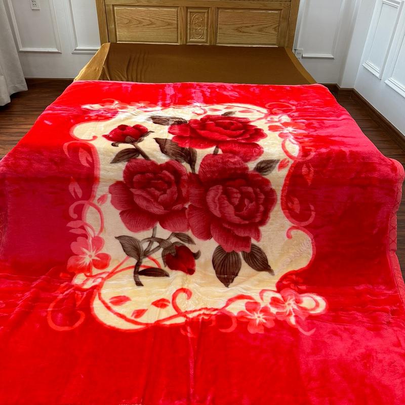 Chăn nhung tuyết dày 2 lớp cao cấp loại 4 kg 1 m8-2,2 m( nặng thực tế 2,9-3 kg)