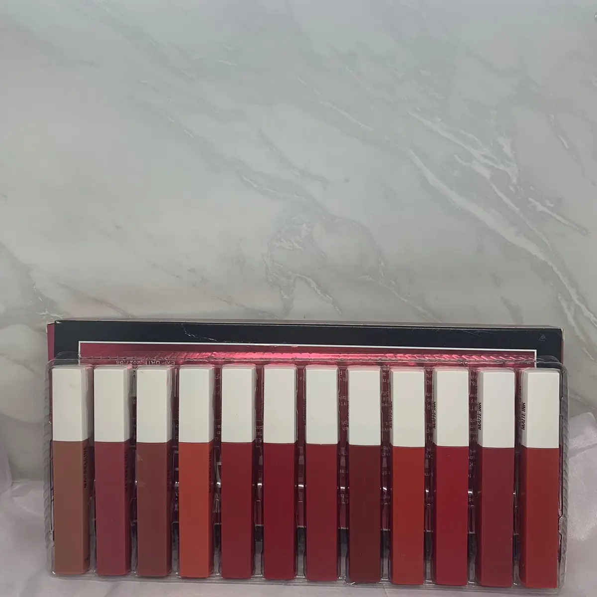 (Set isi 12) lipcream papan dapat kotak mika