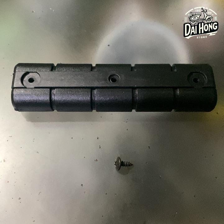  Cao su quai yên tay nắm sau xe Dream có kèm ốc xuất xứ Thái Lan Phụ Tùng Inox 