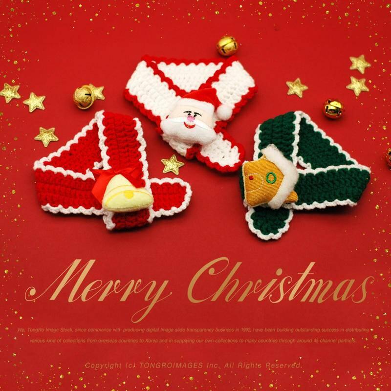 Product Introduction of Christmas Hand Crocheted Pet Cat Dog Scarf Photo Jewelry Collar 0