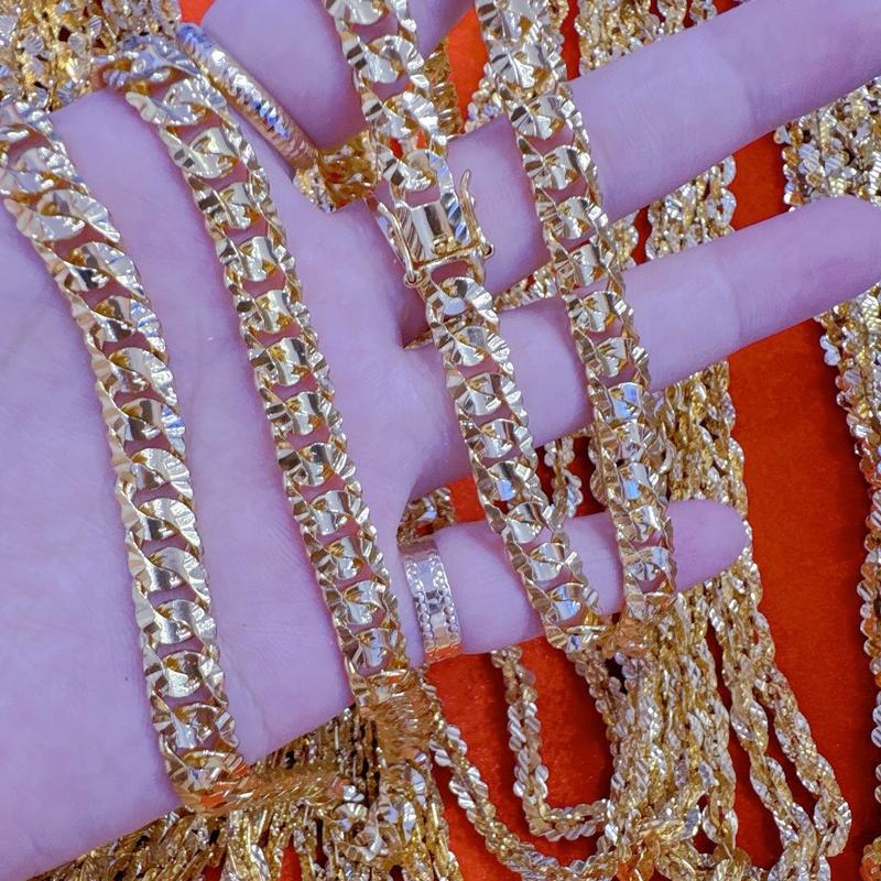 Dây chuyền khoen lật bảng chạm vừa 2l