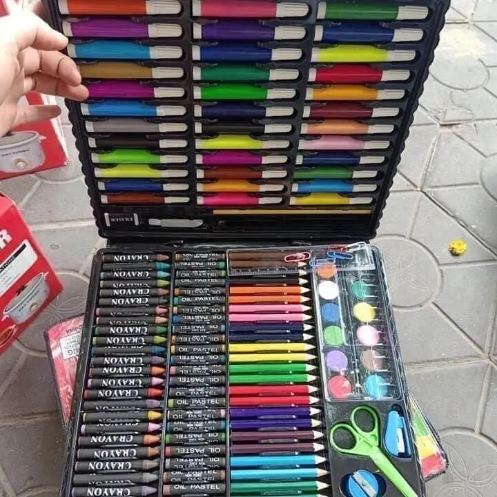 BỘ BÚT MÀU 150 MÓN