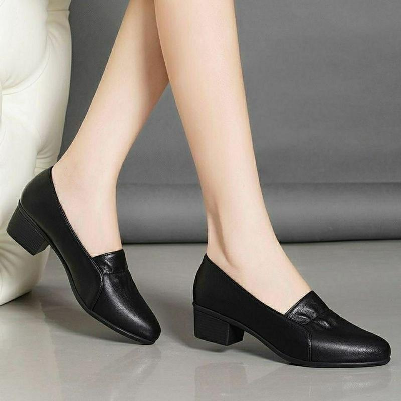 Giày Cho Mẹ Nữ, Da Thật Mềm, Đế Mềm, Phong Cách, Giày Cao Gót Chunky, Thích Hợp Cho Mùa Lò Xo Và Mùa Hè, Giày Đi Làm, Thoải Mái, Dễ Phối Đồ, Đế Mềm, Năm 2024 2