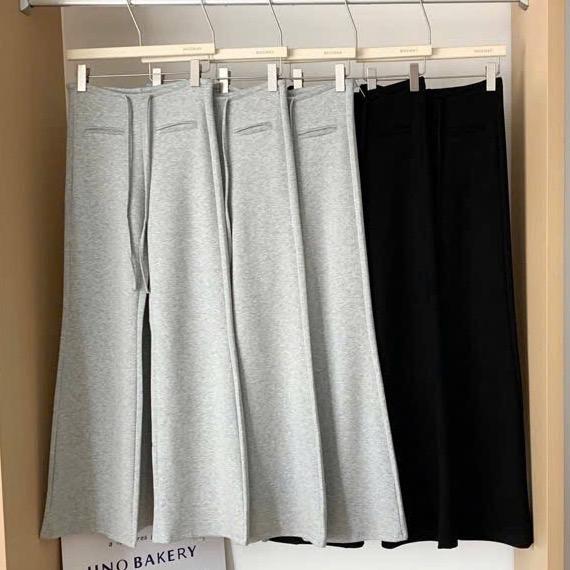 Quần nỉ ống rộng, nỉ ép mịn cạp cao chun bụng viền hai túi trước mẫu mới 2025 Women Nữ Pants Ong Nhung