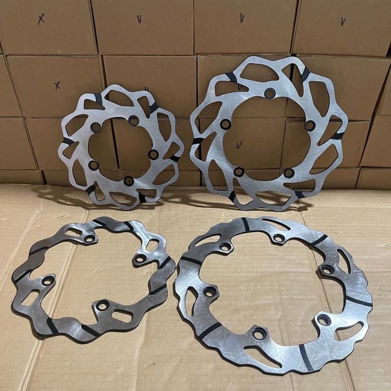 Đĩa king rag kiểu X1r 4lỗ ,5lỗ lắp mâm zin sirius, exciter 150, 155, winner 150... Phụ Tùng