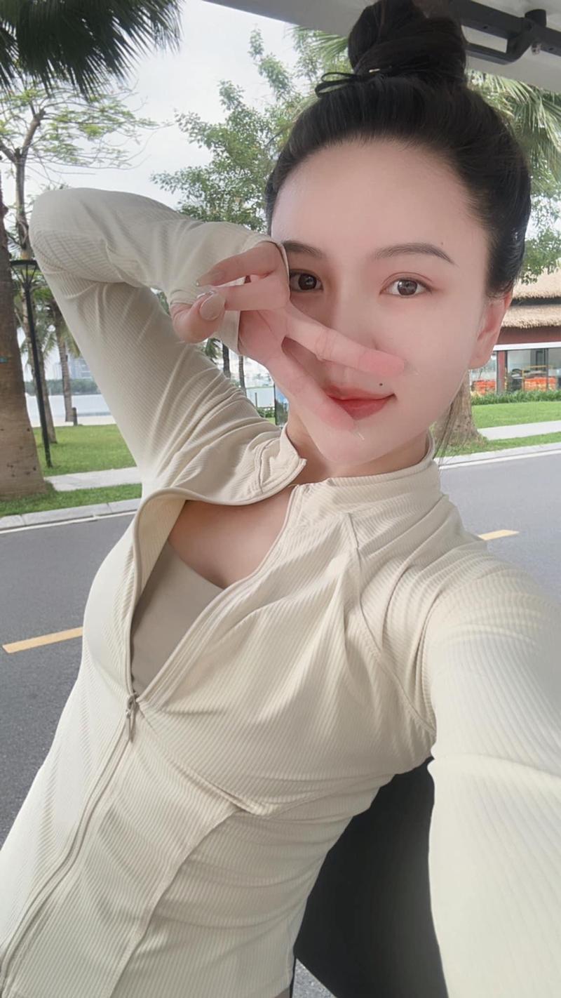 Product Introduction of [Form Nhỏ - Tăng size] [36-65kg] Áo Khoác Nữ Tập Gym, Yoga. Áo Khoác Thun Gân QC [TT21-Gân Tăm]. Áo Khoác Nữ Ôm Body Mẫu Mới [ Đồng ] Sport Chạy Bộ 24