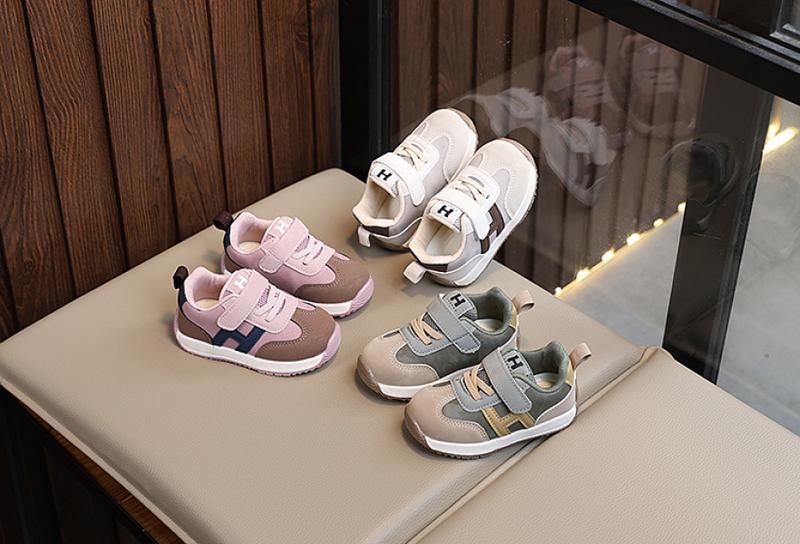Product Introduction of Children's Shoes New Infants Baby Shoes Boys Soft Bottom Non-Slip Toddler Shoes Girl Child Cortez 2