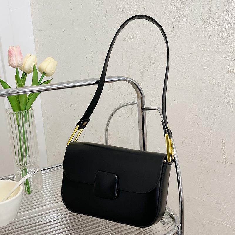 Túi đeo chéo nữ phong cách Hàn Quốc đeo chéo, khoá nhỏ hình vuông đơn giản Bag Da Kem Đeo Vai 3