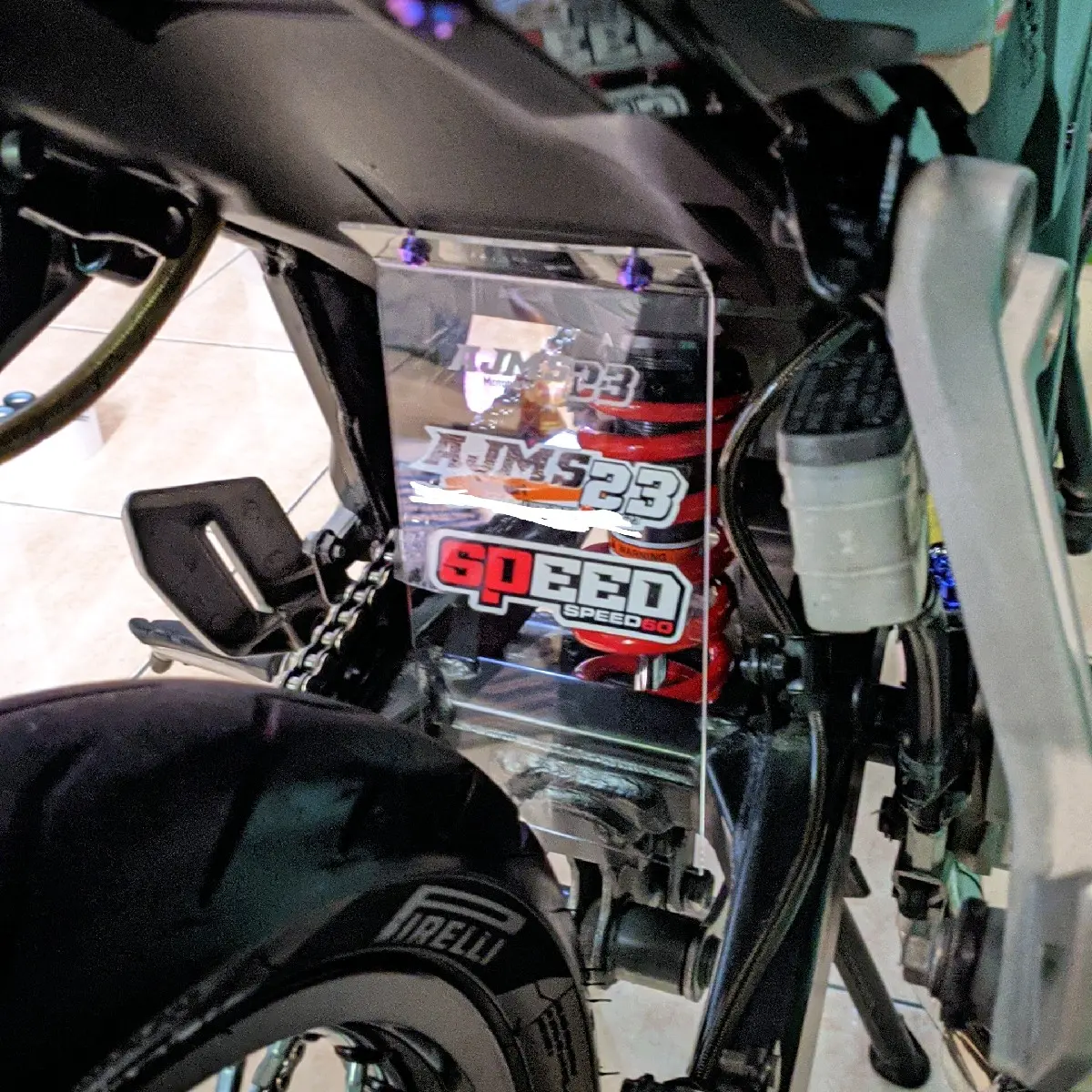 Mika AKRILIK pelindung shock belakang cb150r cbr150 old new led