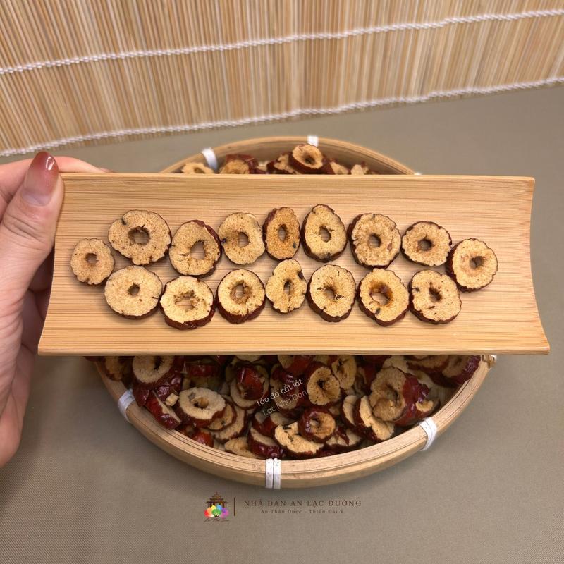 100g Táo đỏ cắt lát sấy khô, táo ngọt tự nhiên 4