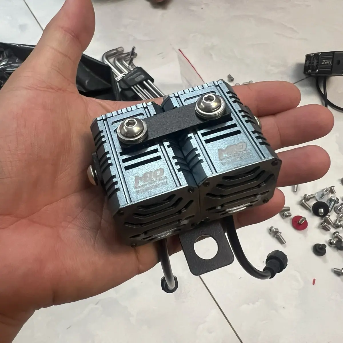 Pat Lắp Đặt Đèn Trợ Sáng Mini Inx304 Cắt Laser Dày Dặn
