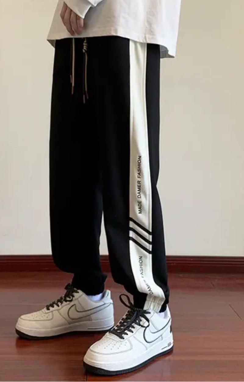 Product Introduction of AT02:Quần thể thao Jogger ống rộng, chất liệu TỔ ONG MẮT CHIM Tập Gym Sport 2