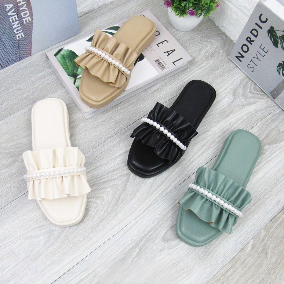 TheMoon.Store - ALEXA Sandal Slop Anak Perempuan Model Mutiara Flat JJ-06 Kaki Karet TheMoon.Store - ALEXA Sandal Slop Anak Perempuan Model Mutiara Flat JJ-06 Kaki Karet