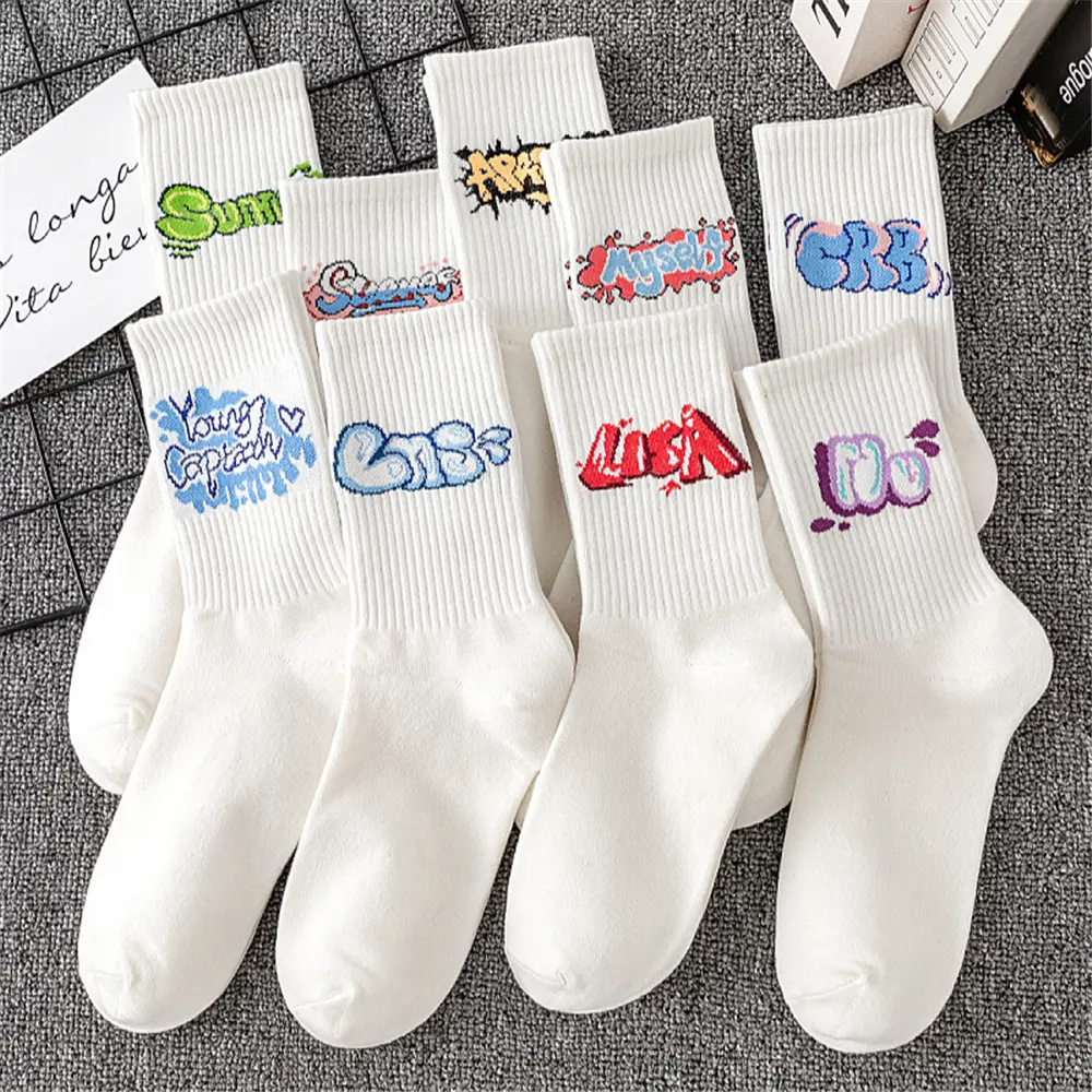 Tất Cao Đến Bắp Chân Cho Nữ, Phong Cách Instagram Hợp Xu hướng, Được Làm Bằng Bông, Dễ Phối Đồ Thích Hợp Cho Các Cặp Đôi, Dài, Đen Trắng, Tất Cotton Nam