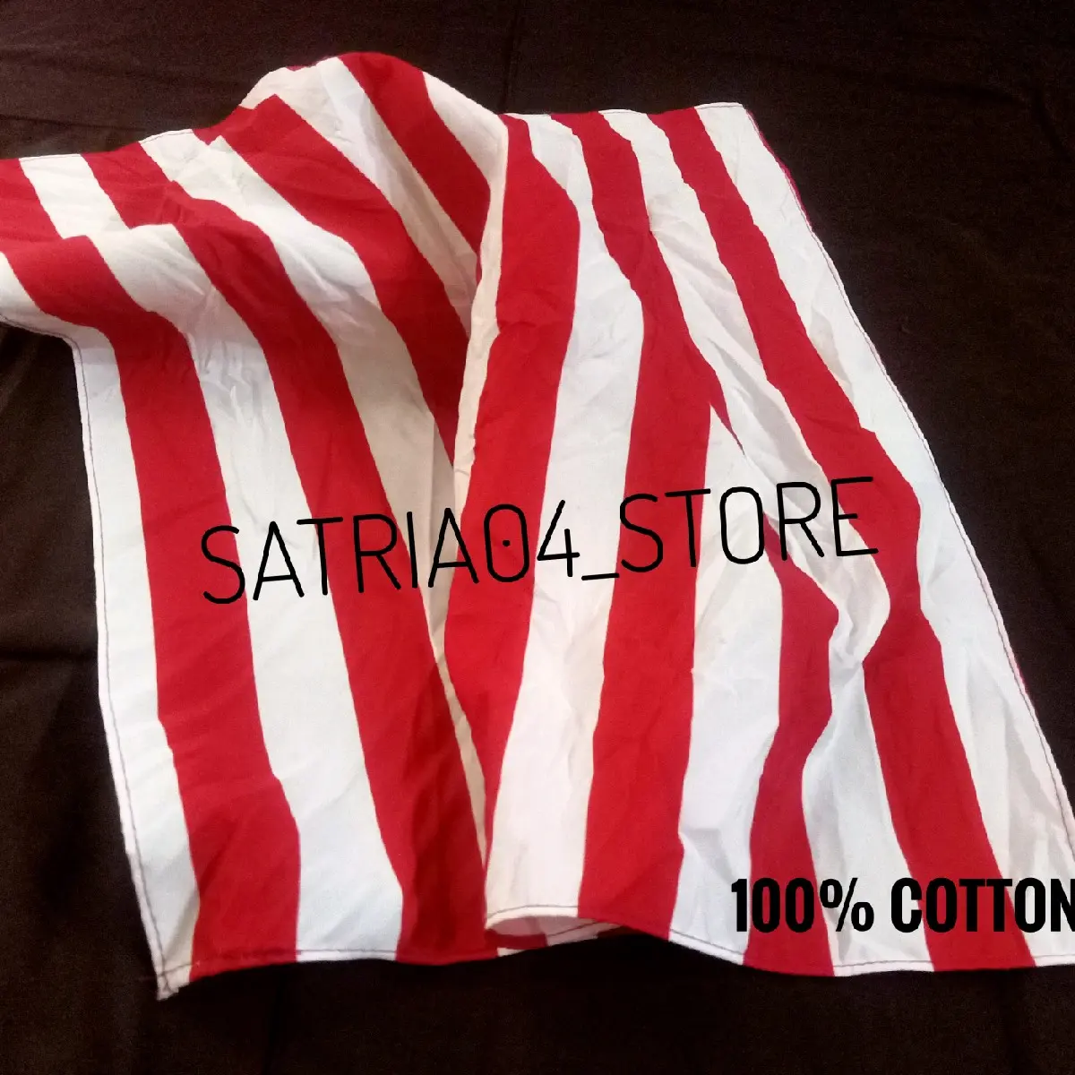 slayer merah putih ukuran 60x60cm Segitiga