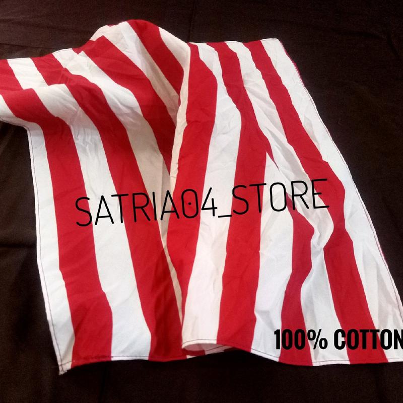 slayer merah putih ukuran 60x60cm Segitiga - Shop | Tokopedia