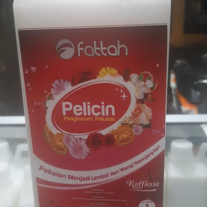 Pelicin+Pewangi Pakaian (Cair) 1 Liter Pewangi 6