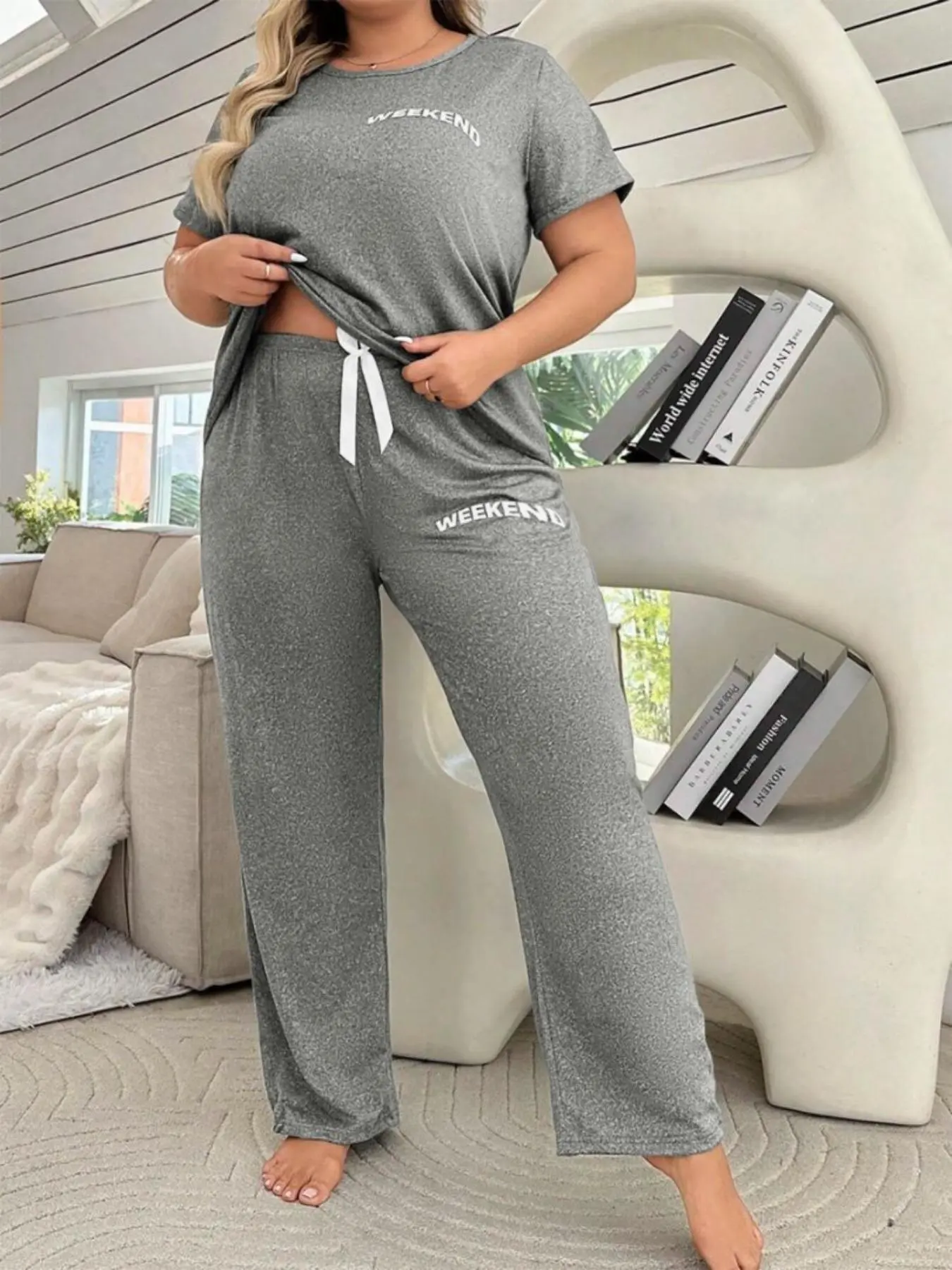 【Plus Size】 Letter Print Tee & Pants Loungewear Two-Piece Set, Casual Comfy Round Neck Short Sleeve T-Shirt & Trousers PJ Set, Women's Sleepwear for All Seasons