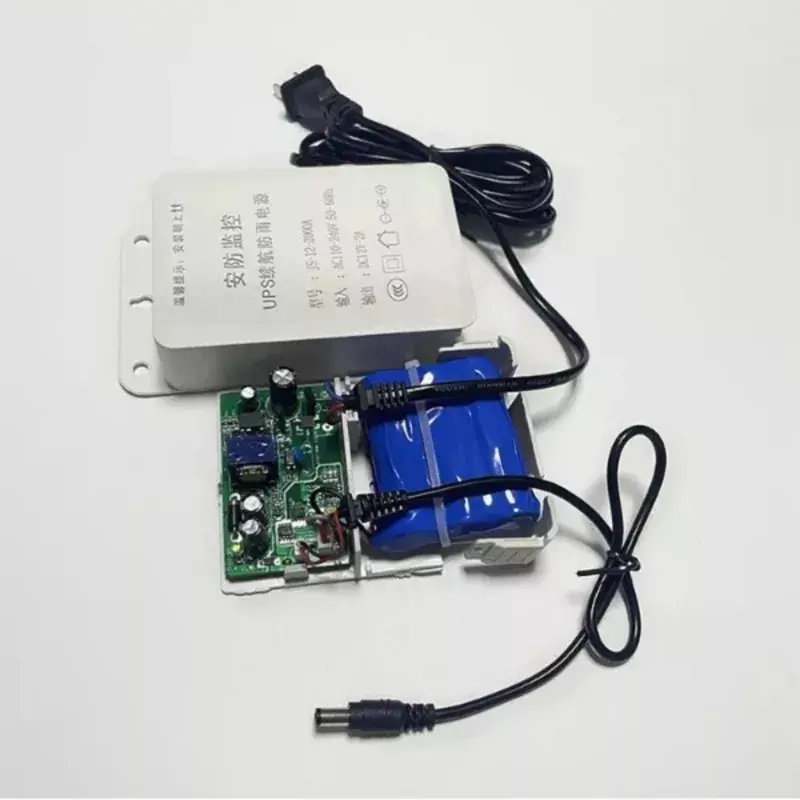 Pin dự phòng wifi  UPS 12V dung lượng 7800mAh, lưu điện camera, wifi, loại tốt 1