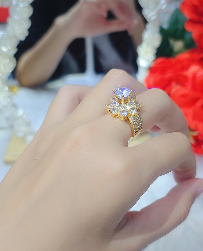 Nhẫn nữ hoàng 2 tầng đá kiểu dáng thanh lịch chất Titan Xi vàng bền màu mẫu hot