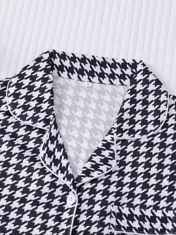Women's All Over Houndstooth Print Short Sleeve Pajama Two-Piece Set, Casual Comfy Soft Button Front Chest Pocket Design Lapel Neck Top & Elastic Waist Shorts PJ Set, Ladies Sleepwear for All Seasons 2