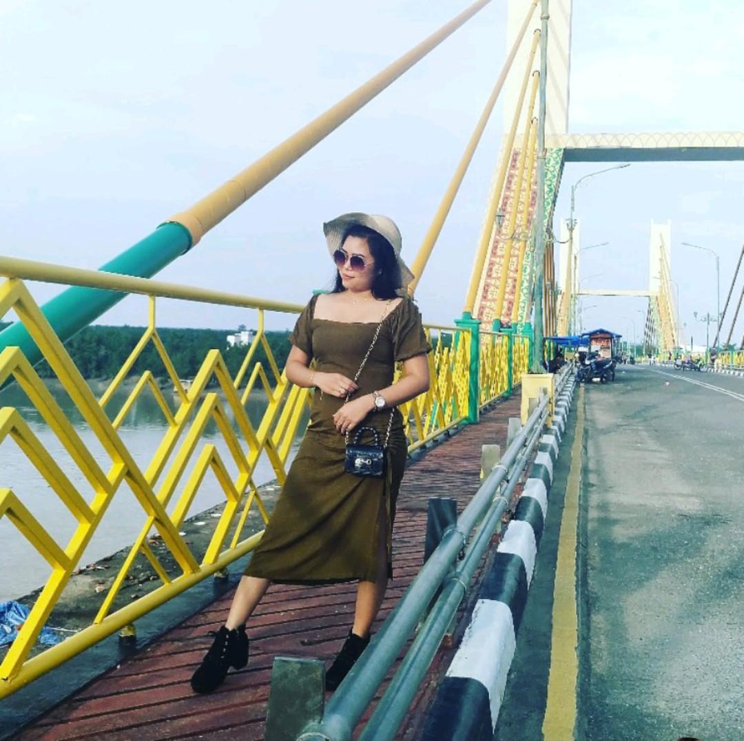 Dress Belah Samping Dress Belah Paha Dres Serut Dres Serut Paha Dres Kerut Dres Pandek Dress Bodycon Dress Bodycone Dress Bodycone Polos Casual