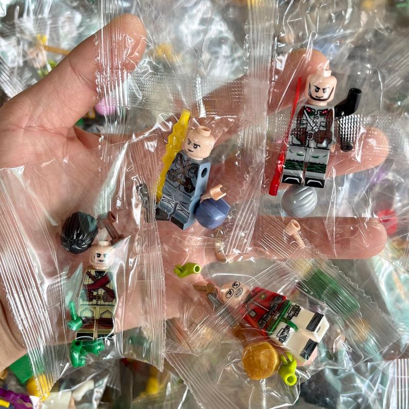 Đồ chơi lắp ráp - combo 5 nhân vật minifigures kèm phụ kiện : ninja, army, city,... ngẫu nhiên, new 100% Toy 6