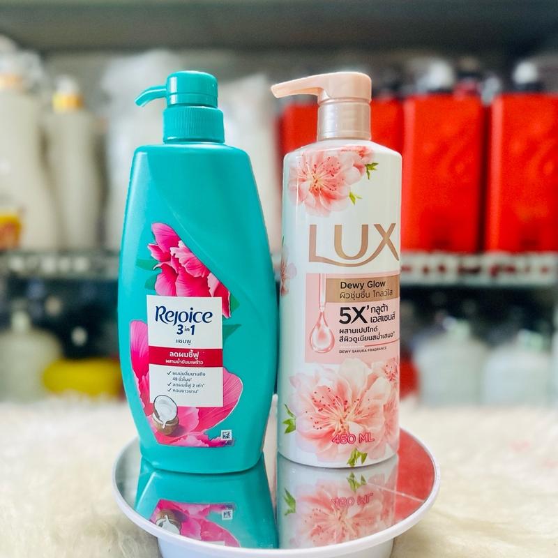 Combo 2Chai 1Chai Dầu Gội REJOICE Thái Lan 525 ml Màu Hồng + 1Chai Sữa Tắm LUX Thái Lan 450ml Hoa anh đào màu Hồng lợt