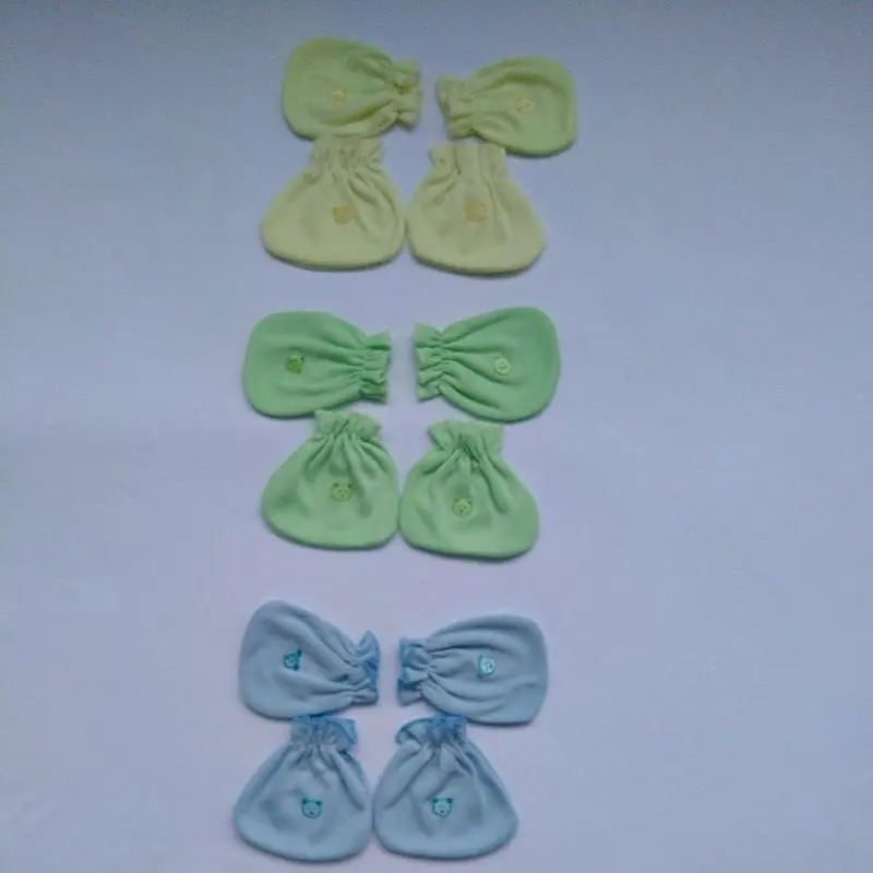 3 Set Sarung Tangan Kaki Bayi Newborn kuning parsel 0