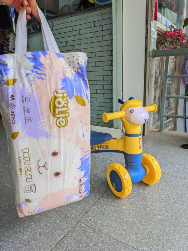 Combo 1 bịch Bỉm JOLie- tặng ngay Xe Cừu Chòi Chân Màu Ngẫu Nhiên Cho Bé