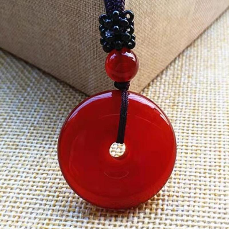 Product Introduction of Natural Ice Agate Chalcedony Safety Buckle Pendant Agate Men's and Women's Simple Pendant Gift 1