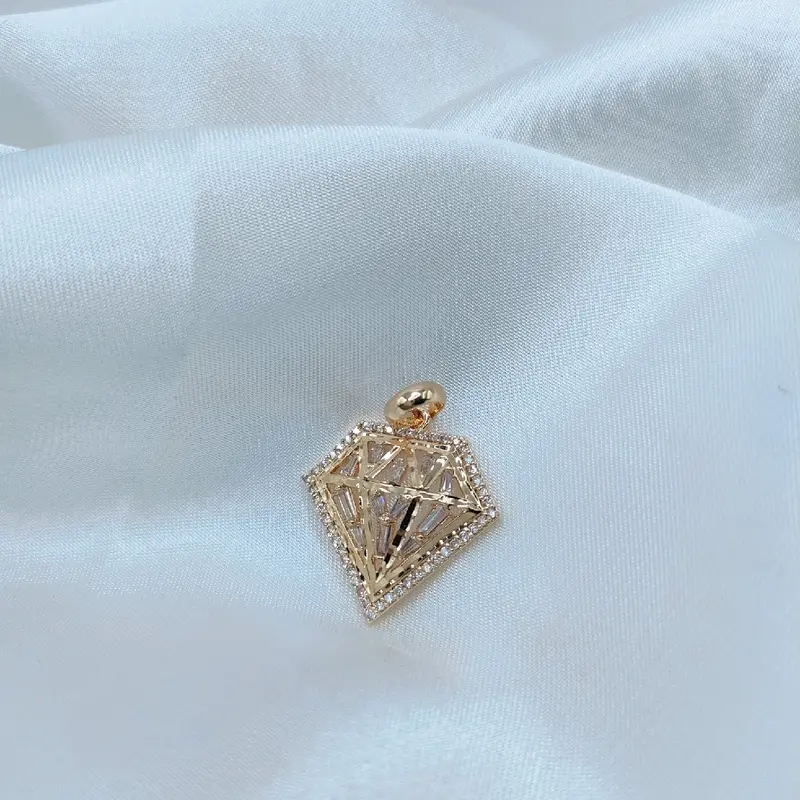 MDD17 Mặt Dây Chuyền Đồng Hoa Mai Màu750 Women Charm Nữ 4
